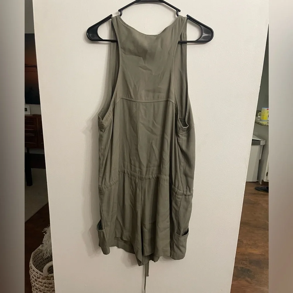 Army Green Style Rack Romper L - Picture 3 of 3